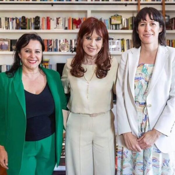 Ana Pontón (BNG) reúnese en Bos Aires coa ex presidenta Cristina Fernández de Kirchner