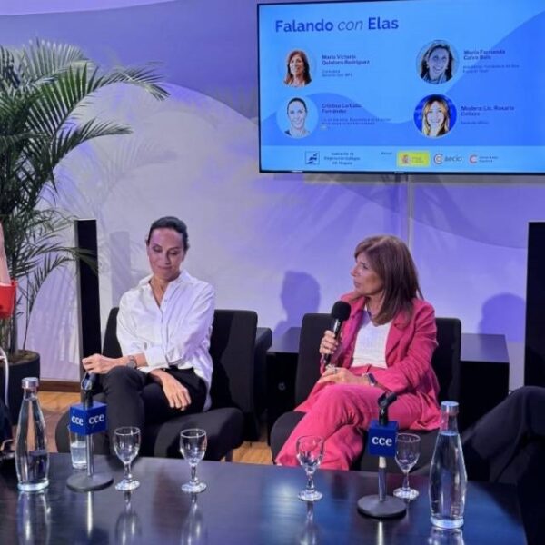 IV edición do ciclo “Falando con Elas” na Asociación de Empresarios Galegos en Uruguai